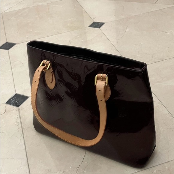 Louise vitton - Picture 6 of 6